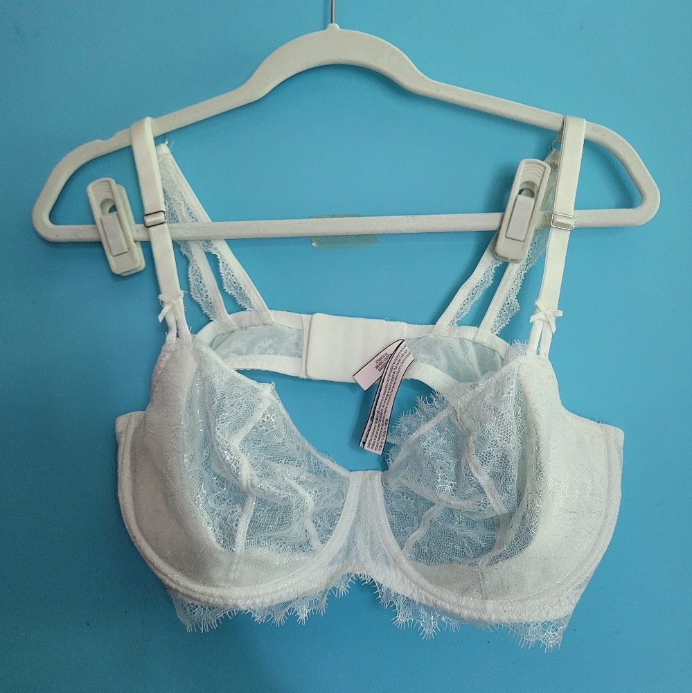 Victoria’s Secret Dream Angels Push Up Without Padding White Lace 38D